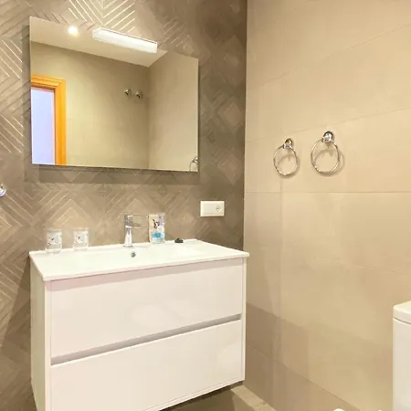 Apartment Fuer 4 Personen Ca 80 Qm In Nerja, Andalusien Costa Del Sol *