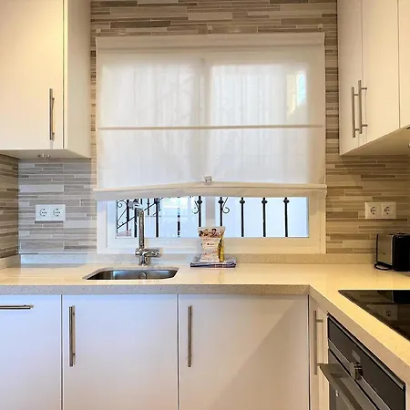 Fuer 4 Personen Ca 80 Qm In Nerja, Andalusien Costa Del Sol Apartment